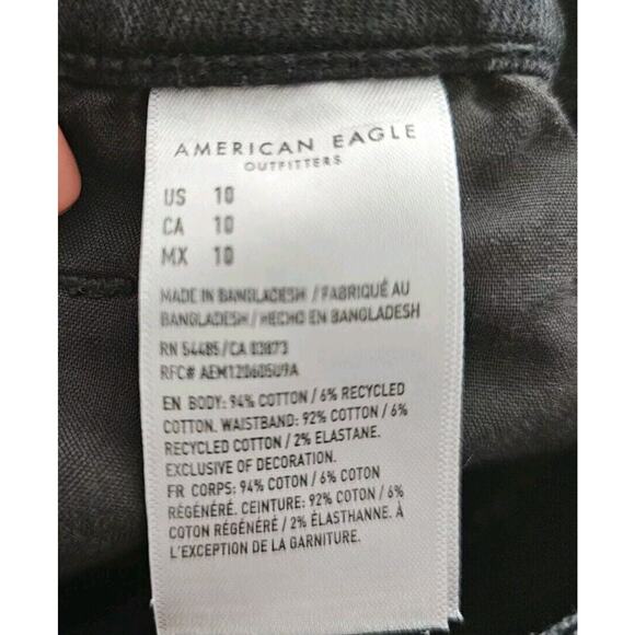 AMERICAN EAGLE Cross Waist Mom High Rise Shorts Distressed Black Size 10 - Picture 8 of 9